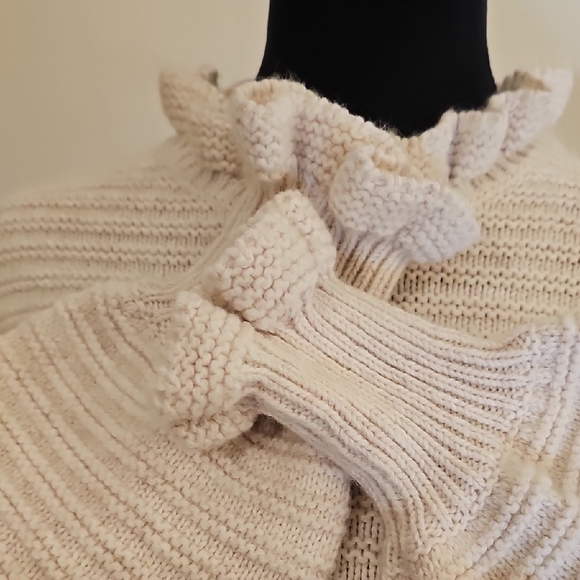 Madewell Cream Ruffle Neck Ruffle Sleeve Sweater - Picture 6 of 9